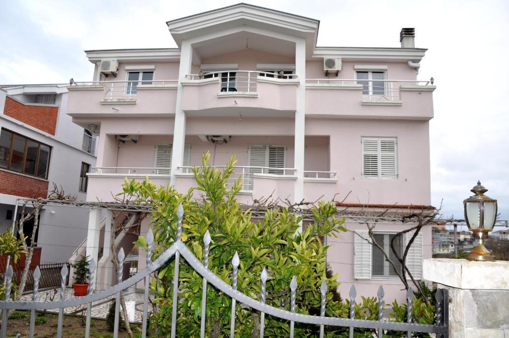 Apartments Perezaj Ulcinj Exterior foto