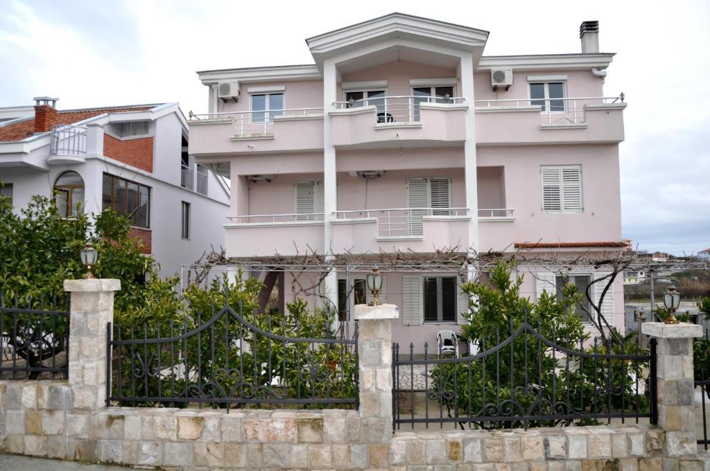 Apartments Perezaj Ulcinj Exterior foto