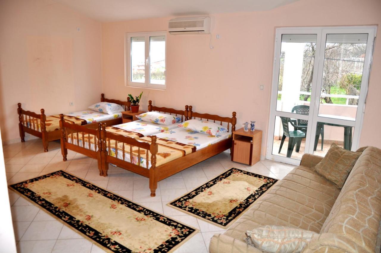 Apartments Perezaj Ulcinj Exterior foto